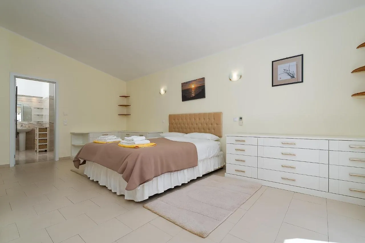 Casa Pitanga Villa Carvoeiro  0*, Carvoeiro (Lagoa)